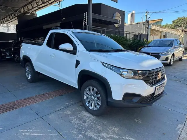 Carro Fiat Strada 2023 Freedom 1.3 CS Plus (Flex)