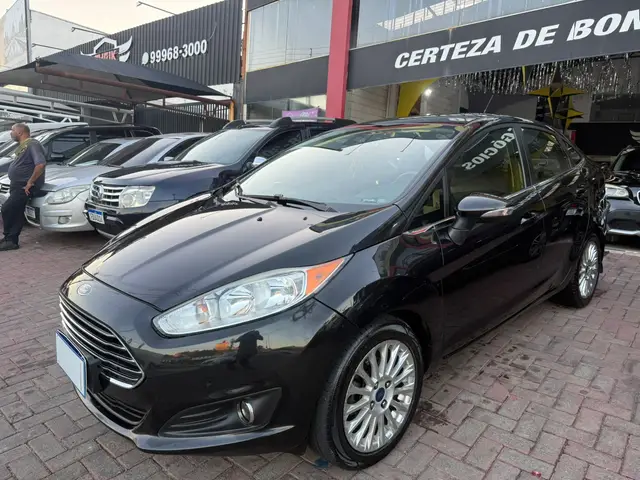 Carro Ford New Fiesta Sedan 2014 1.6 Titanium PowerShift (Flex)