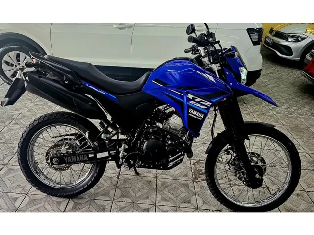 Moto Yamaha XTZ 250 Lander 2023 ABS