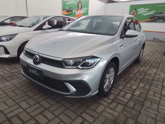 Carro Volkswagen Polo 2025 Track 1.0 Flex 12V 5p