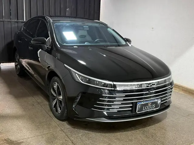 Carro BYD King 2025 DM-i GS