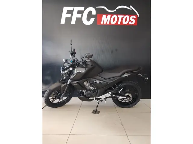 Moto Yamaha Fazer FZ15 2026 ABS