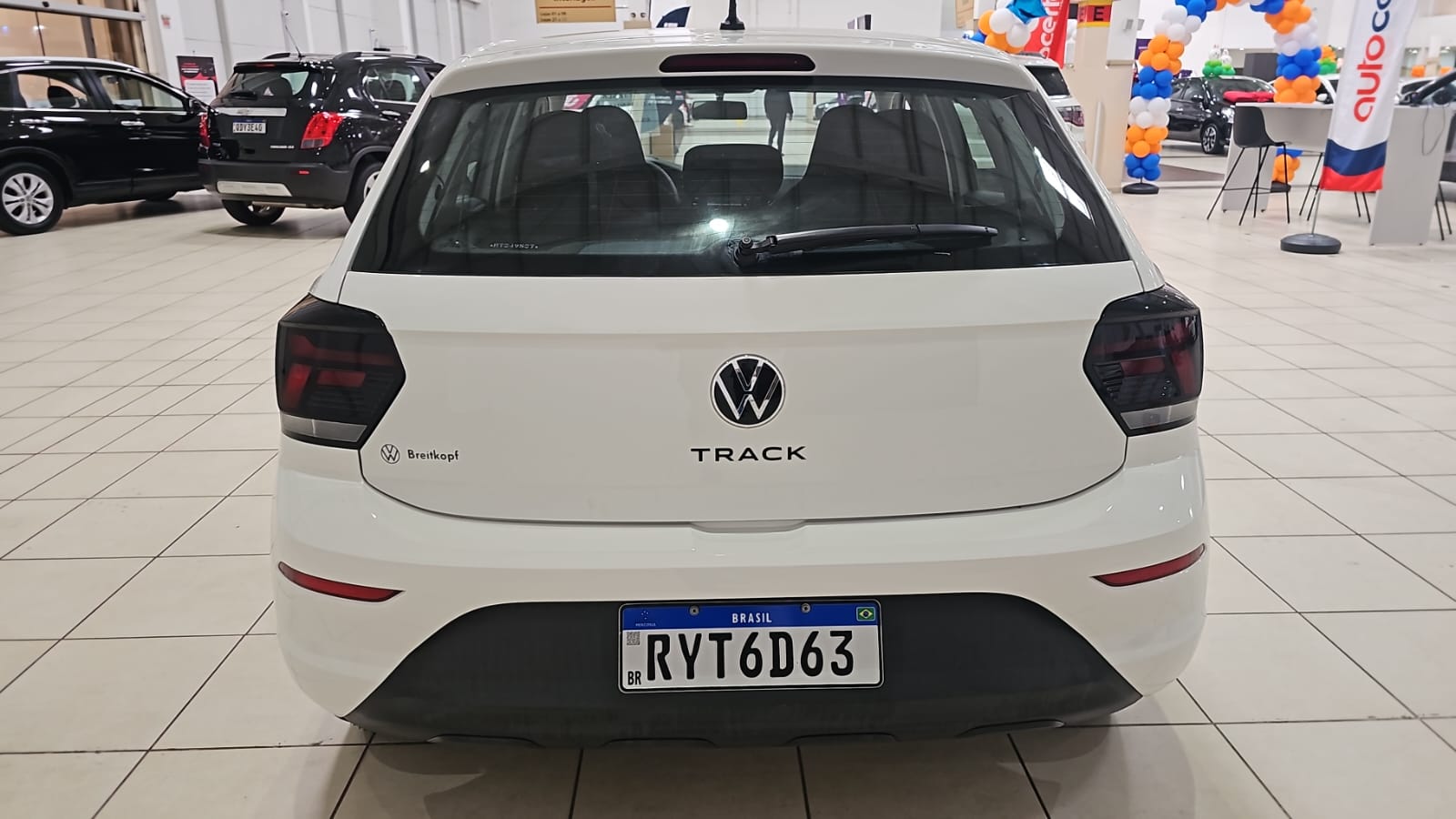 vw - volkswagen polo track 1.0 flex 12v 5p