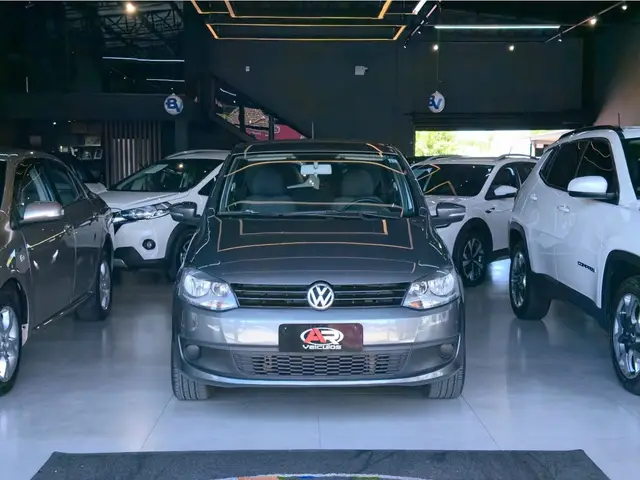 Carro Volkswagen Fox 2014 1.6 VHT (Flex)