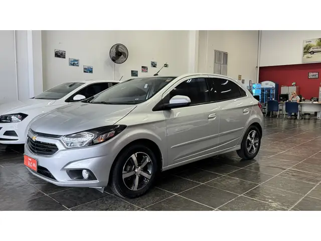 Carro Chevrolet Onix 2019 1.4 LTZ SPE/4 (Aut)