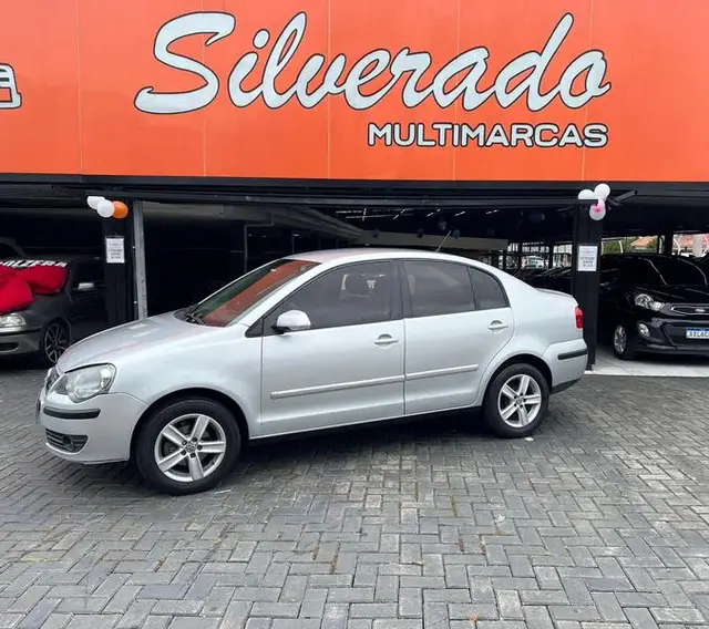 Carro Volkswagen Polo Sedan 2011 1.6 8V (Flex)