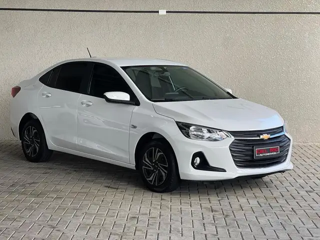 Carro Chevrolet Onix Plus 2025 LT 1.0