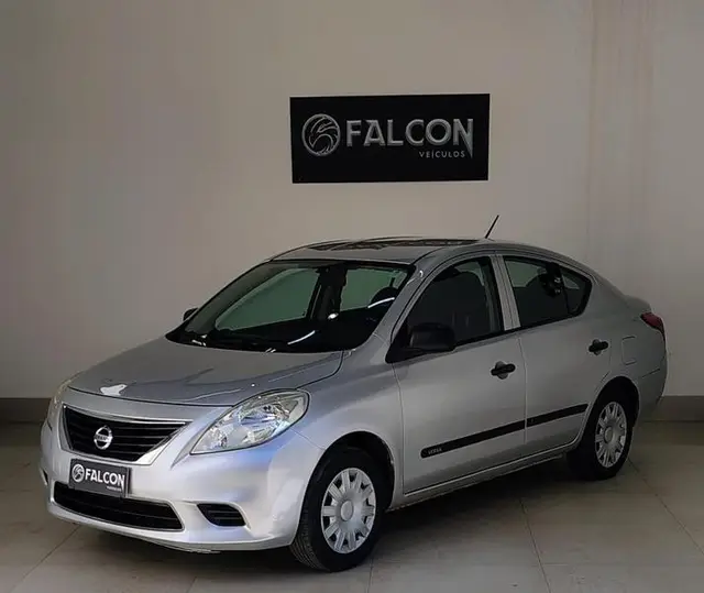 Carro Nissan Versa 2013 1.6 16V S (Flex)