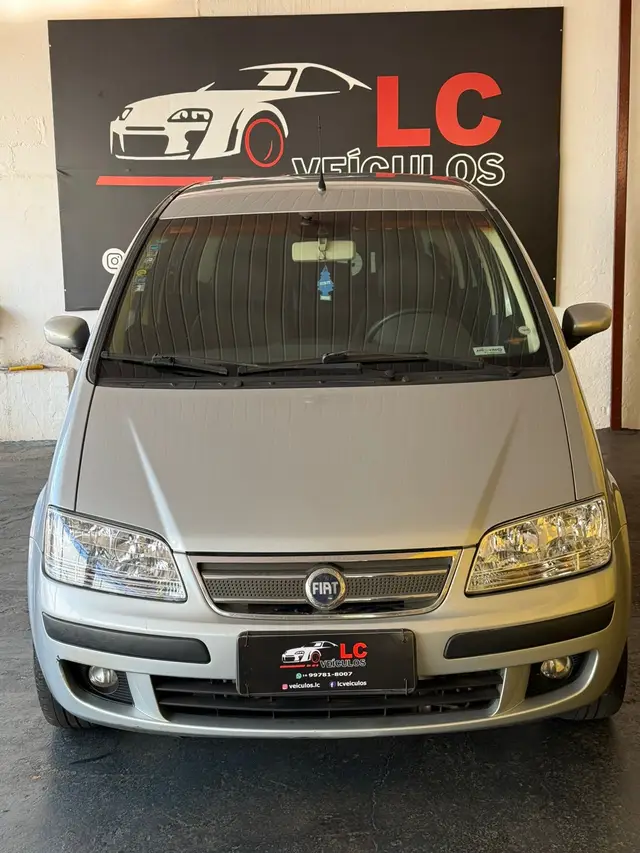 Carro Fiat Idea 2006 HLX 1.8 (Flex)