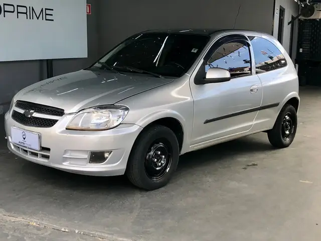 Carro Chevrolet Celta 2013 LT 1.0 (Flex)
