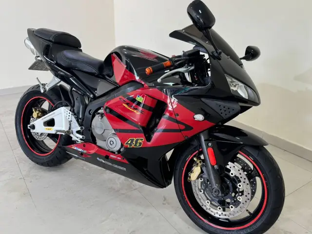 Moto Honda CBR 600 2004 RR
