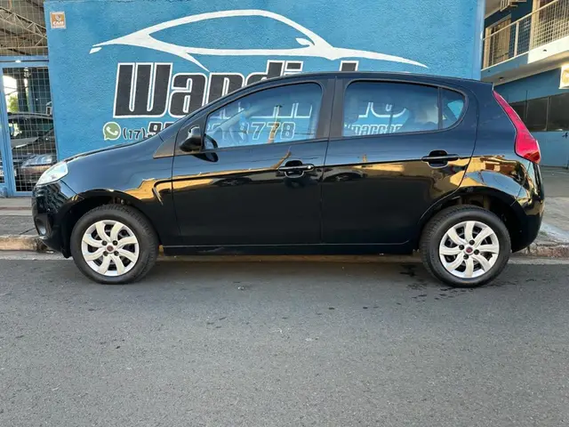 Carro Fiat Palio Weekend 2014 Attractive 1.4 8V (Flex)