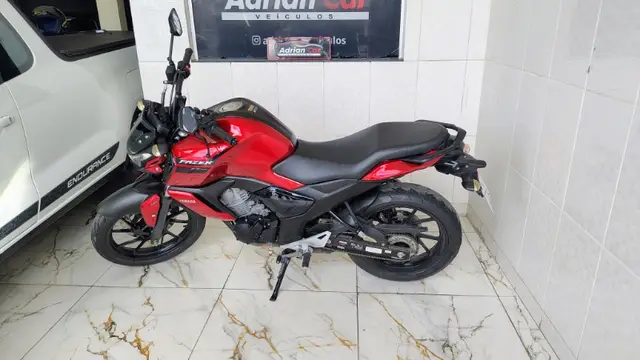 Moto Yamaha Fazer FZ15 2024 ABS
