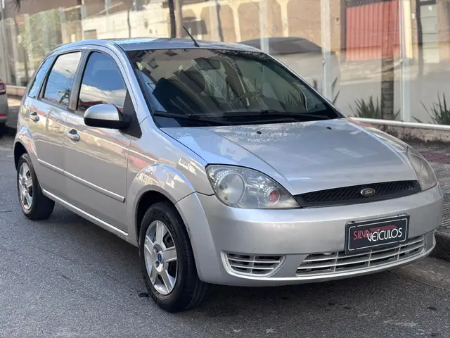 Carro Ford Fiesta Hatch 2007 1.6 (Flex)