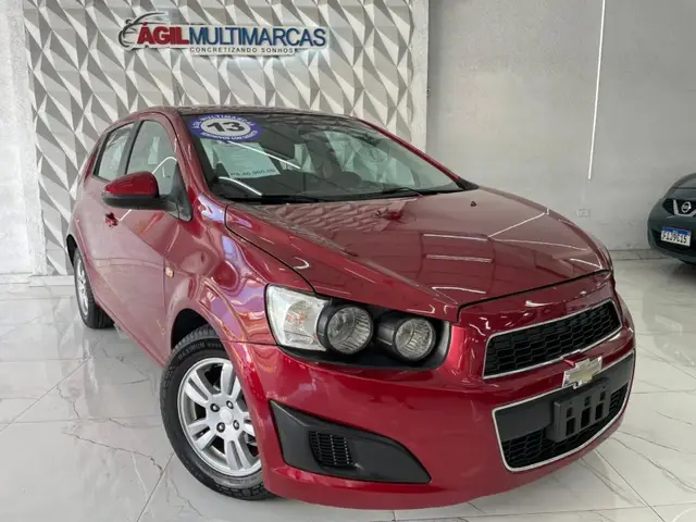 Carro Chevrolet Sonic 2013 Hatch LT