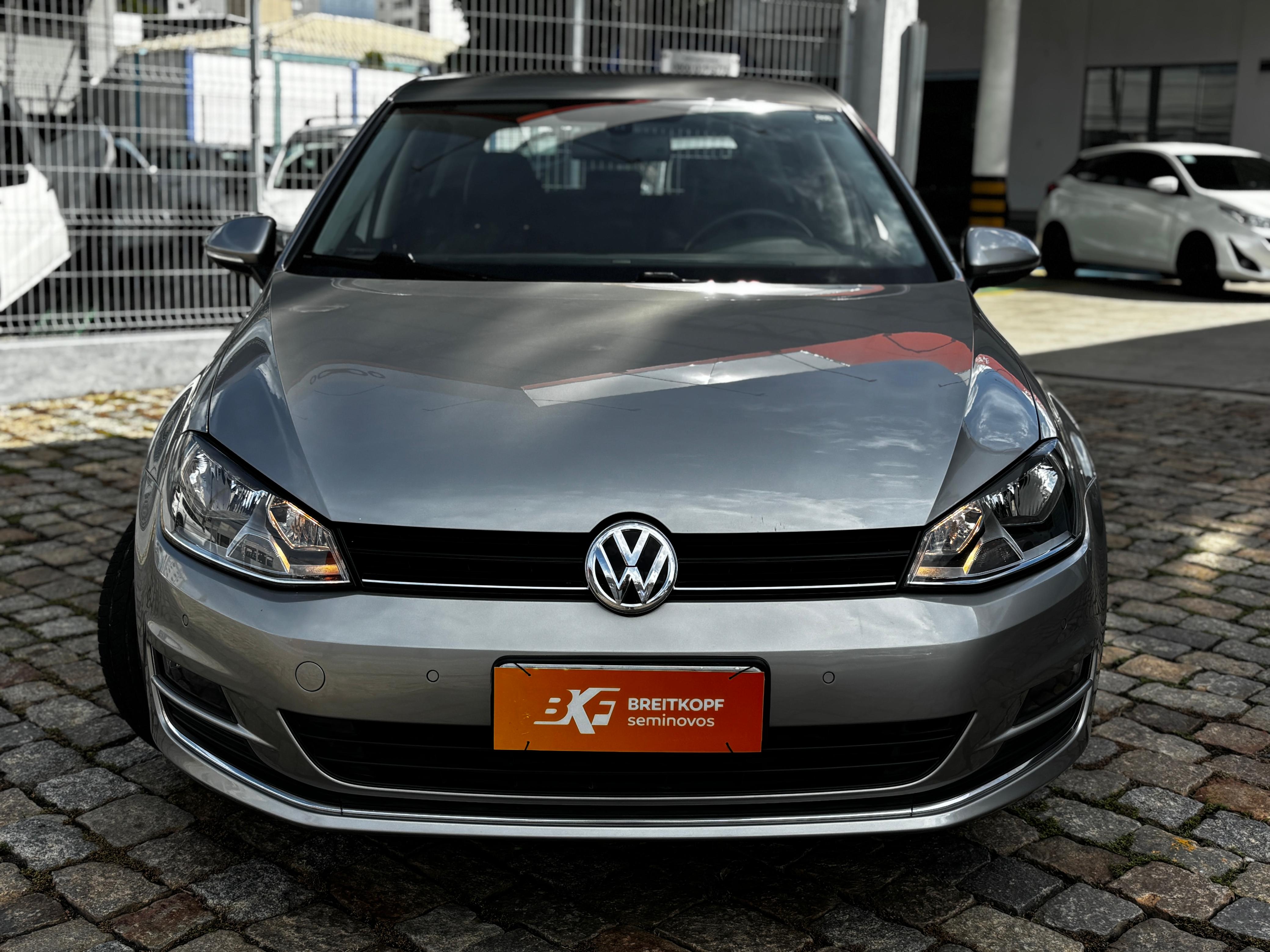 VW - Volkswagen-Golf-1.4 TSi Highline (Aut)