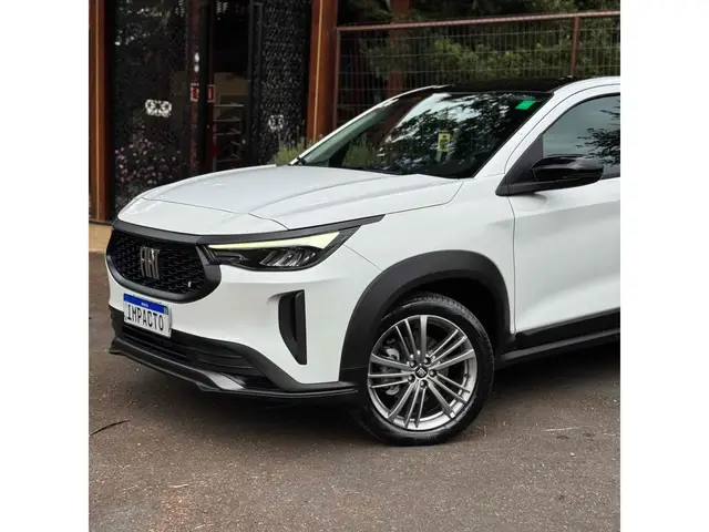 Carro Fiat Fastback 2024 Turbo 200
