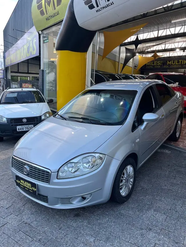 Carro Fiat Linea 2012 Essence 1.8 16V (Flex)