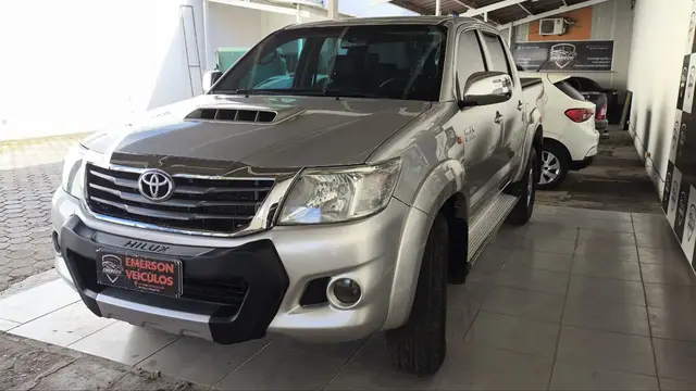 Carro Toyota Hilux Cabine Dupla 2013 Hilux 3.0 TDI 4x4 CD SR
