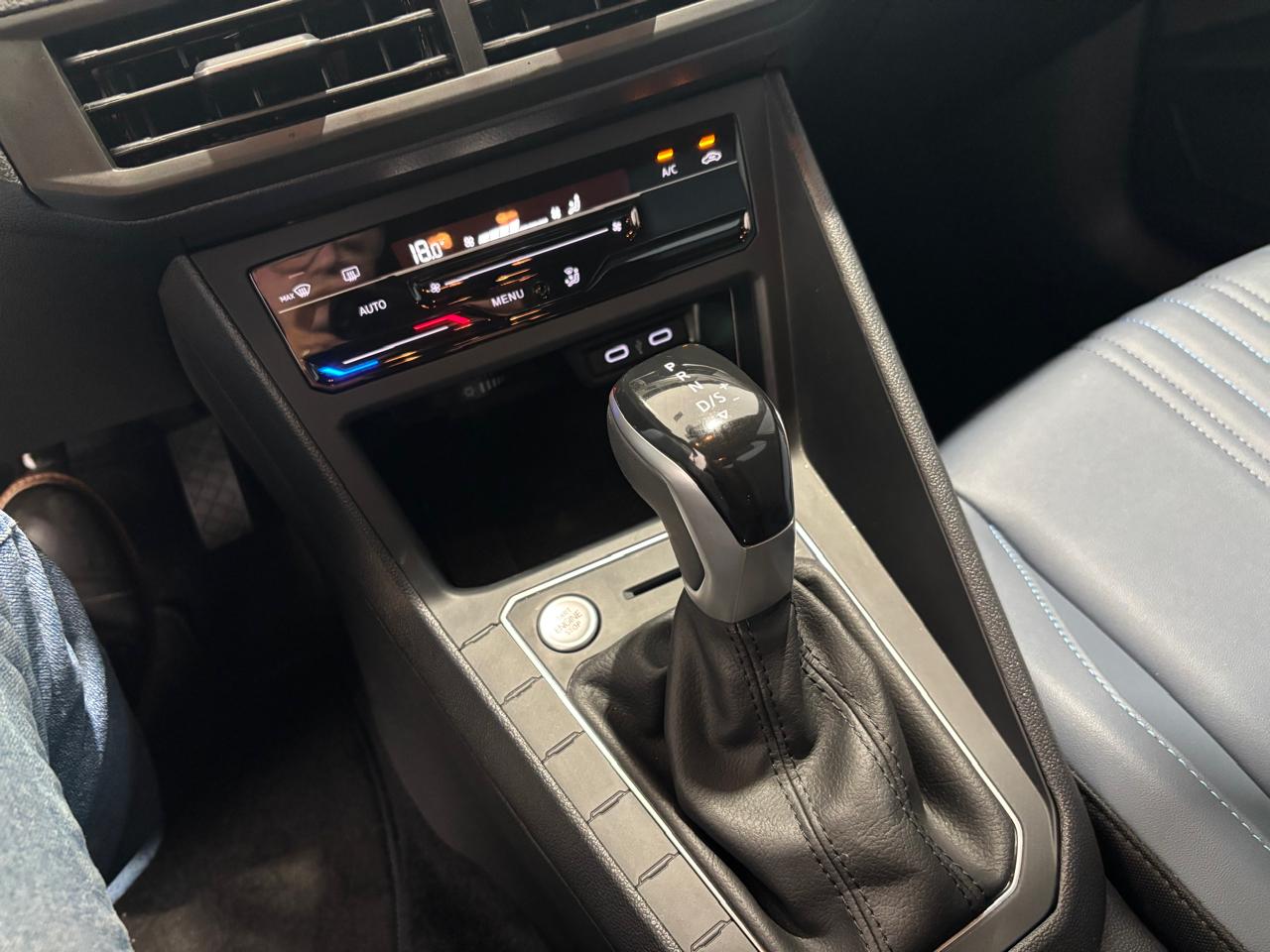 VW - Volkswagen-Nivus-Highline 200 TSI