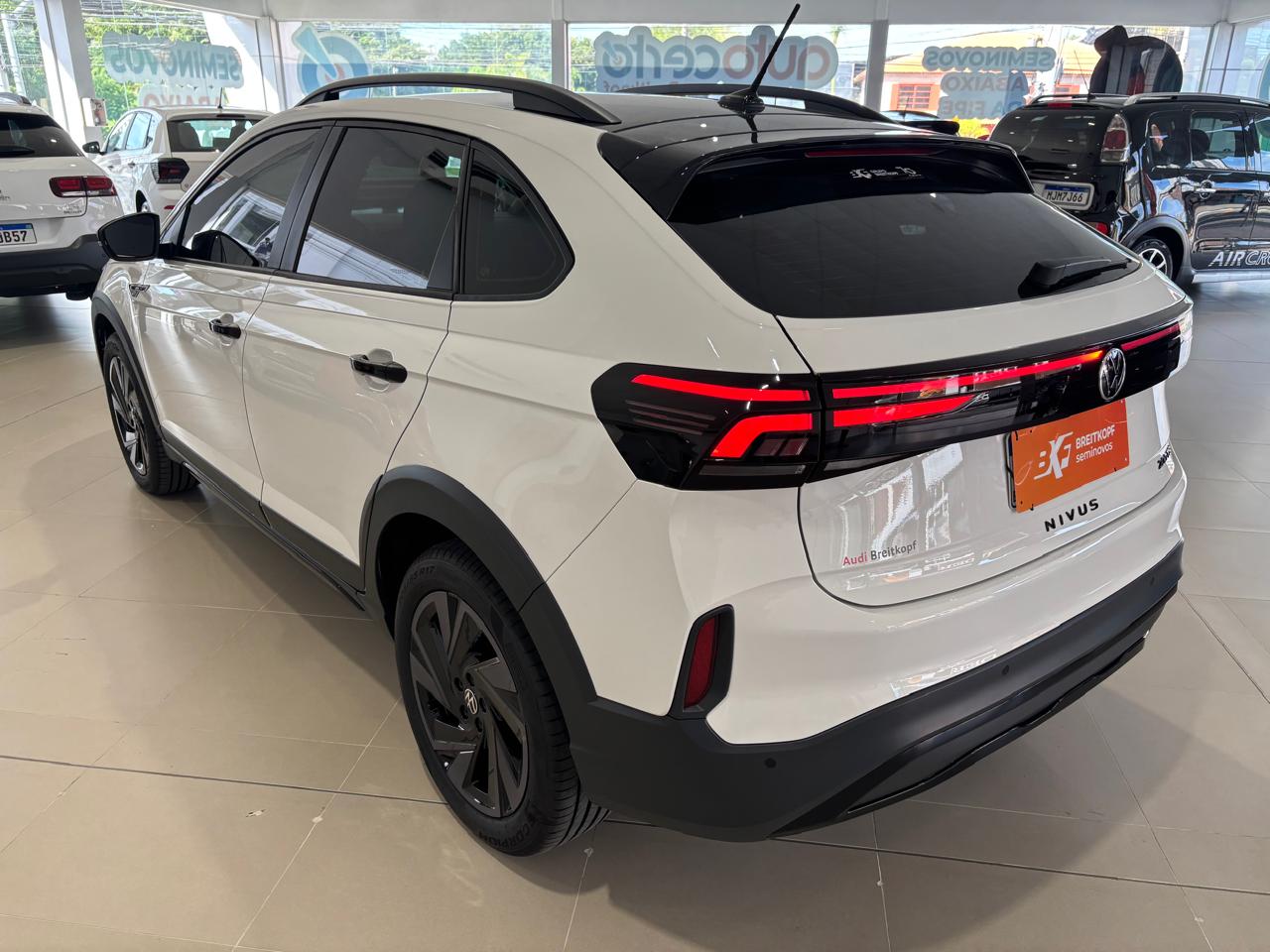 VW - Volkswagen-Nivus-Highline 200 TSI