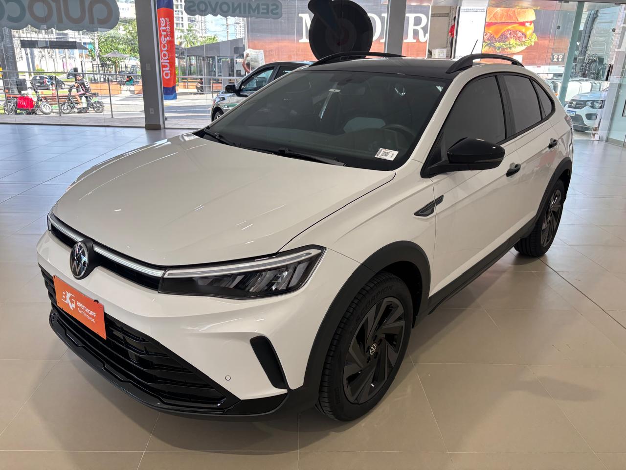 VW - Volkswagen-Nivus-Highline 200 TSI