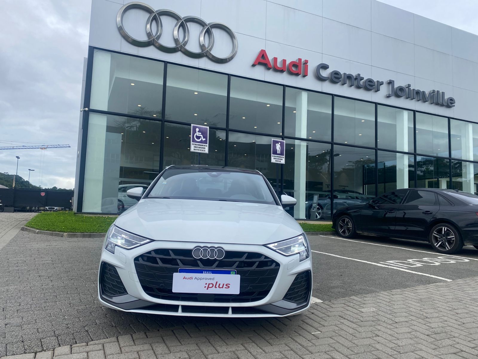 audi a3 sedan performance 2.0 tfsi s-tronic