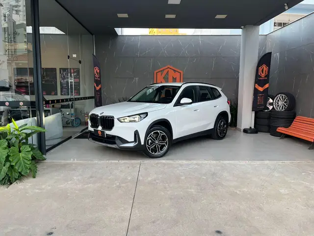 Carro BMW X1 2025 sDrive20i X Line 2.0 Turbo (Aut.)