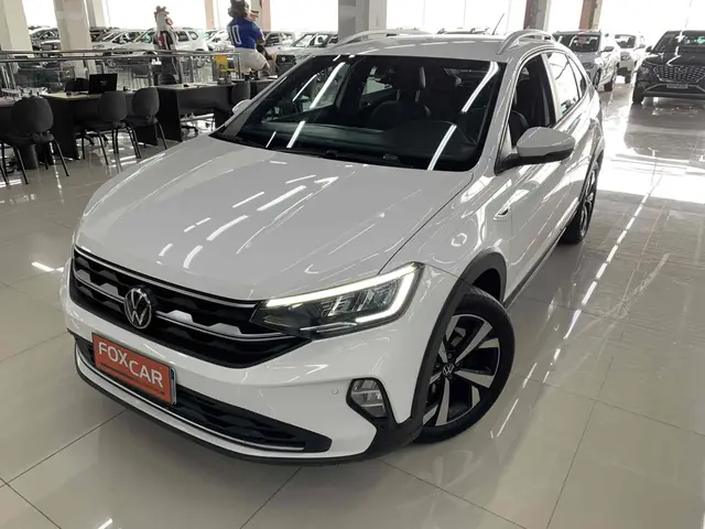 Carro Volkswagen Nivus 2023 Highline 200 TSI