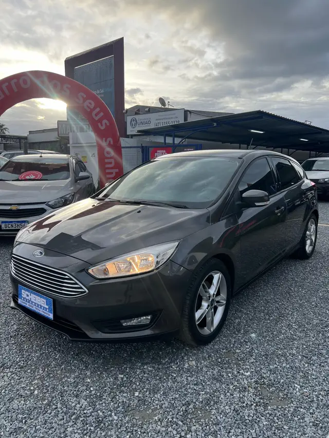 Carro Ford Focus Sedan 2019 Focus Fastback SE Plus 2.0 PowerShift