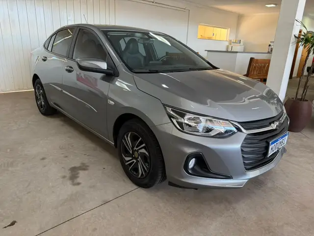 Carro Chevrolet Onix Plus 2024 LT 1.0 Turbo AT