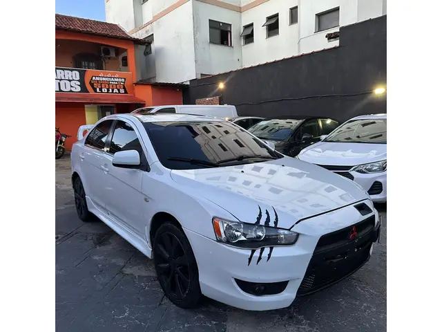 Carro Mitsubishi Lancer 2012 2.0 16V