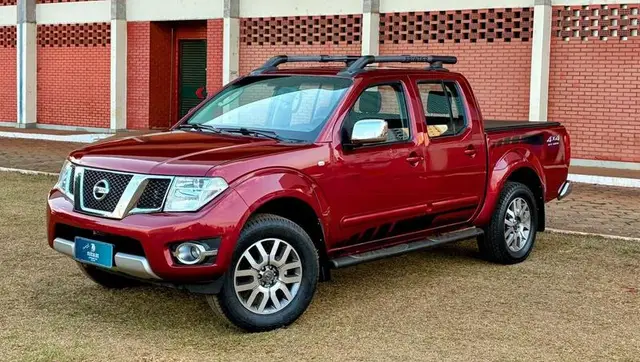 Carro Nissan Frontier 2014 2.5 TD CD 4x4 SL (Aut)