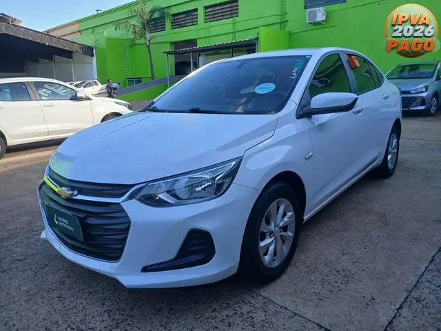 Carro Chevrolet Onix Plus 2023 LT 1.0