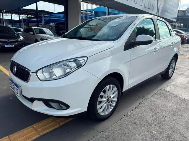 Carro Fiat Grand Siena 2018 Evo Attractive 1.4 8V (Flex)