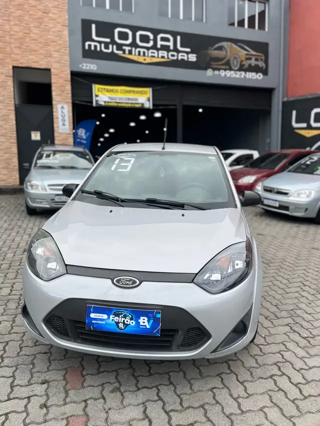 Carro Ford Fiesta Hatch 2013 Rocam 1.0 (Flex)