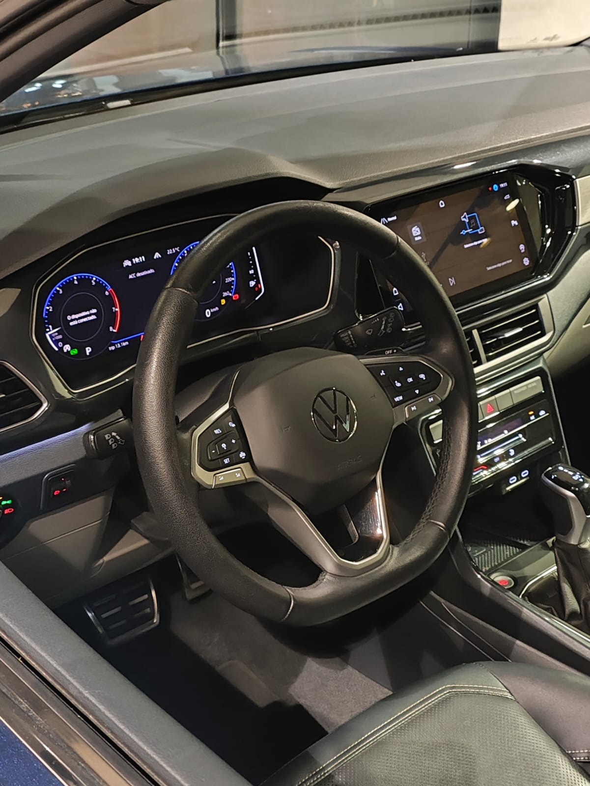 Volkswagen-T-Cross-1.4 TSI Highline (Aut) (Flex)