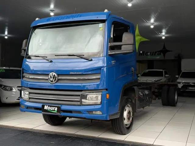Caminhão Volkswagen 11.180 2023 11-180 Delivery 2p (diesel)(E5)