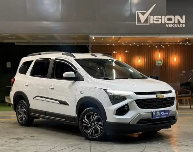 Carro Chevrolet Spin 2025 LT 1.8