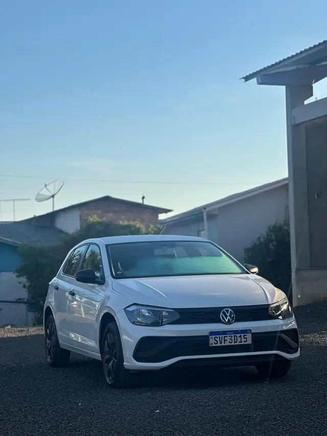 Carro Volkswagen Polo 2025 Track 1.0 Flex 12V 5p