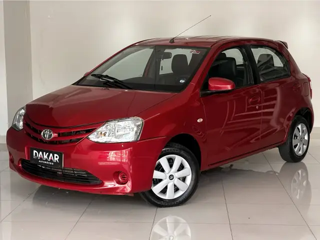 Carro Toyota Etios 2016 X 1.3 (Flex)