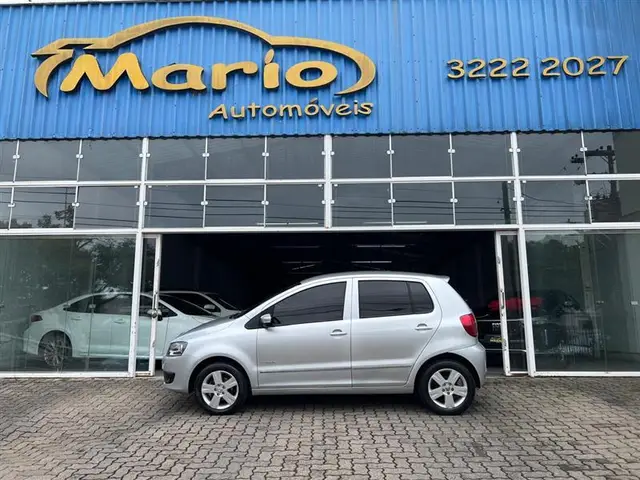 Carro Volkswagen Fox 2011 1.0 8V (Flex) 4p