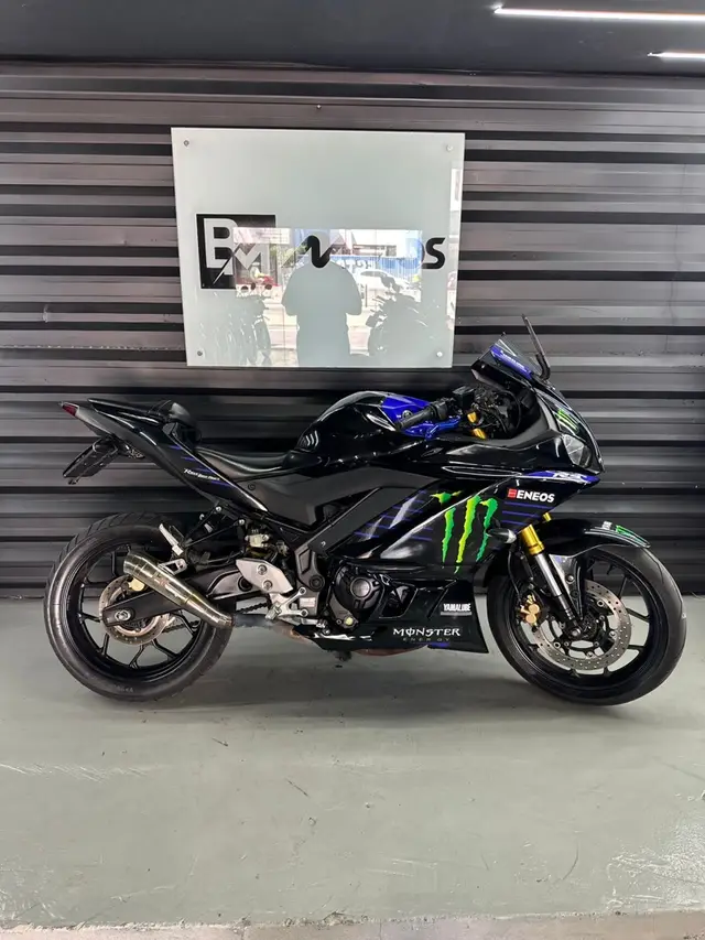 Moto Yamaha YZF R3 2021 (ABS)