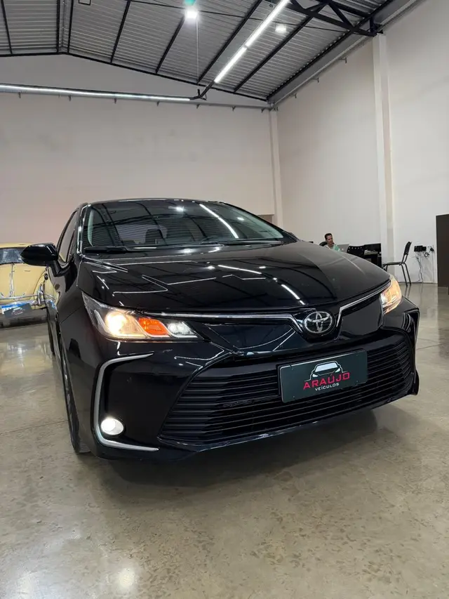 Carro Toyota Corolla 2023 XEi 2.0 Flex