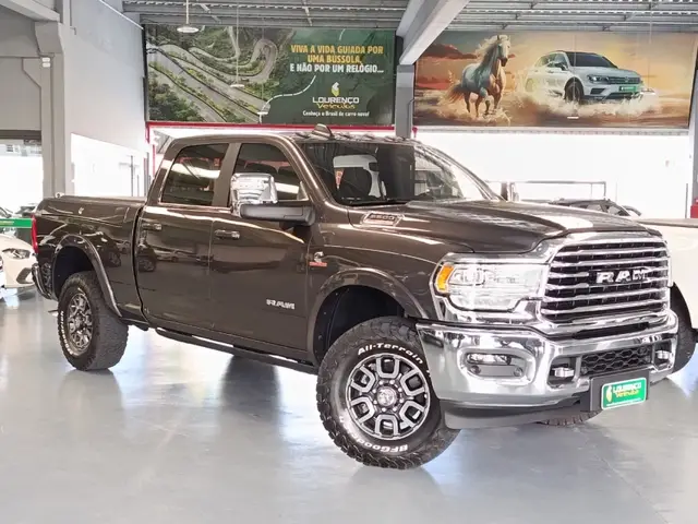Carro Ram 3500 2024 Limited Longhorn 6.7 4x4