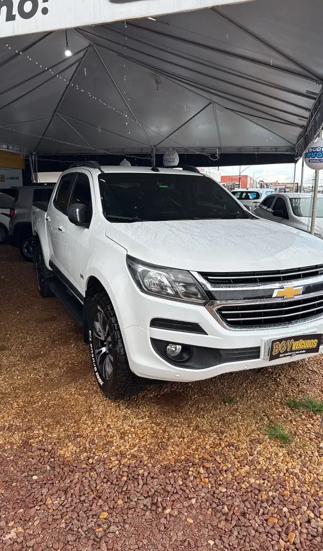 Carro Chevrolet S10 Cabine Dupla 2019 S10 2.5 ECOTEC SIDI LTZ 4WD (Cabine Dupla) (Aut)