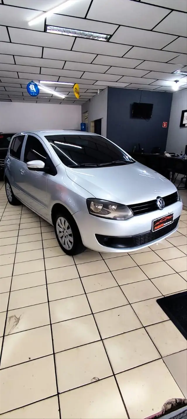 Carro Volkswagen Fox 2012 1.6 VHT (Flex)