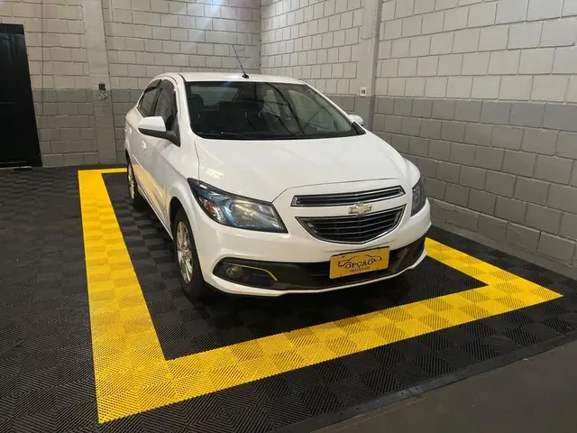 Carro Chevrolet Prisma 2014 1.4 LTZ SPE/4 (Aut)