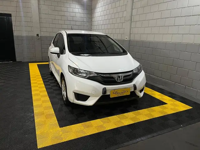 Carro Honda Fit 2017 1.5 16v LX CVT (Flex)