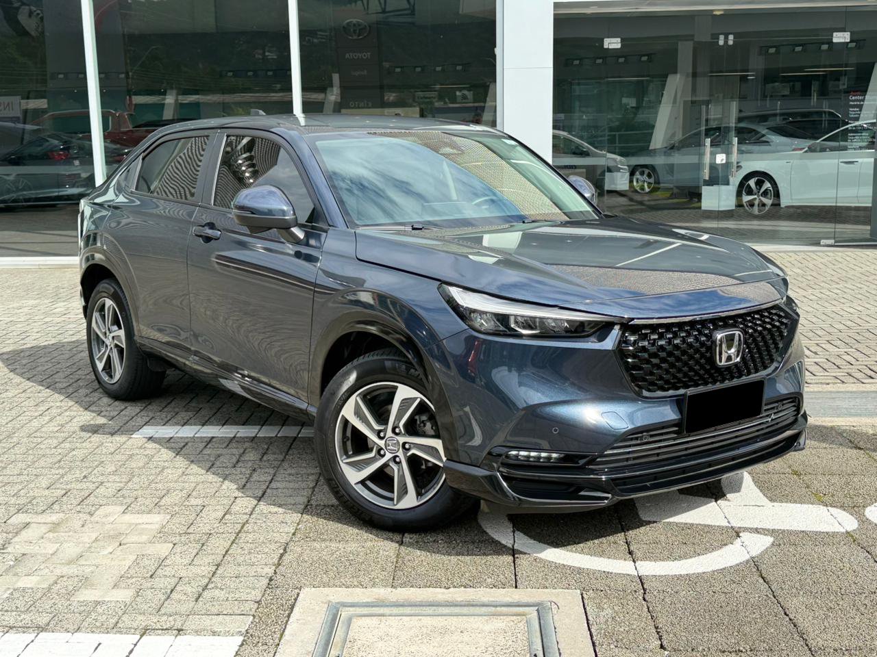 Honda-HR-V-Touring 1.5 Turbo